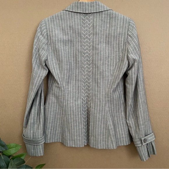 ETCETERA Linen Gray + Pale Pink Pinstriped Blazer 🌸ABSOLUTELY GORGEOUS - Picture 9 of 15